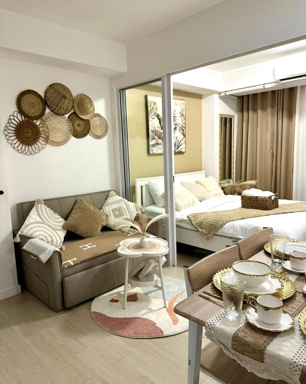 Azure Beach Club Taguig Exterior photo